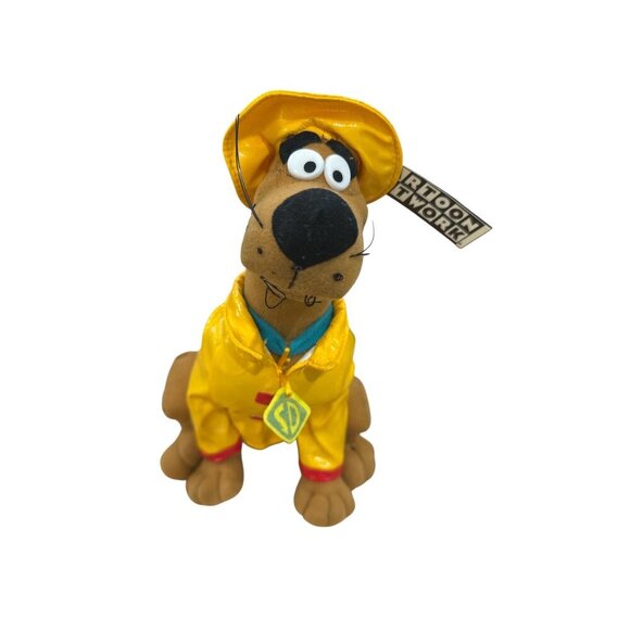 Scooby-Doo Vintage Plush In Yellow Raincoat Cartoon Network Collectible NWT - Picture 1 of 8